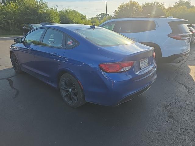 Photo of 2015 Vivid Blue Pearlcoat Chrysler 200