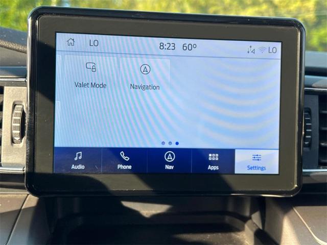 Photo of 2022 Black Ford Explorer