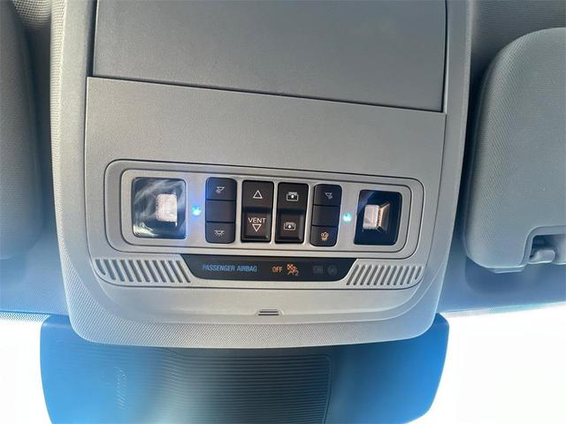 Photo of 2022 Black Ford Explorer