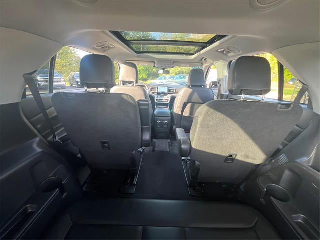 Photo of 2022 Black Ford Explorer