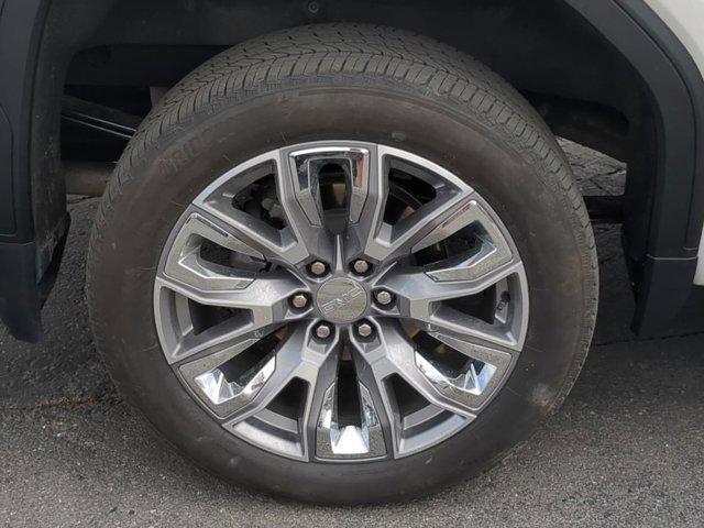 Photo of 2024 White Frost Tricoat GMC Sierra 1500