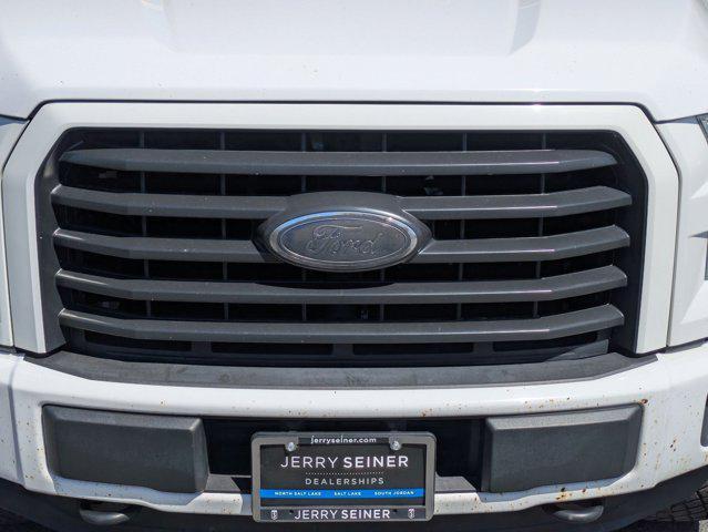 Photo of 2015 Oxford White Ford F-150