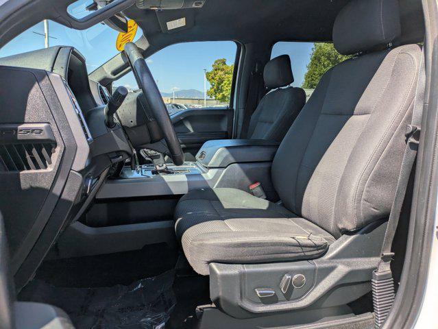Photo of 2015 Oxford White Ford F-150
