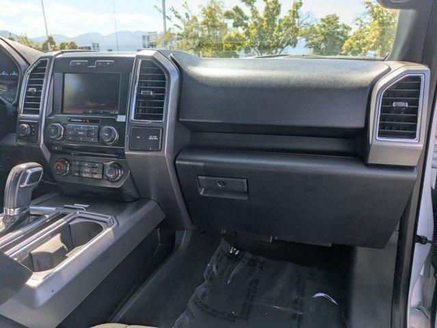 Photo of 2015 Oxford White Ford F-150