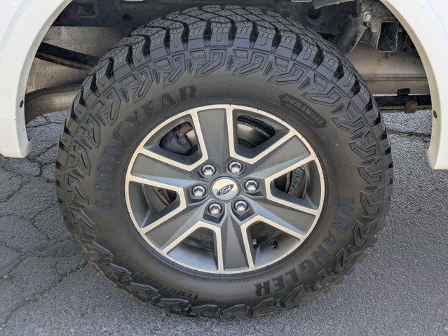 Photo of 2015 Oxford White Ford F-150
