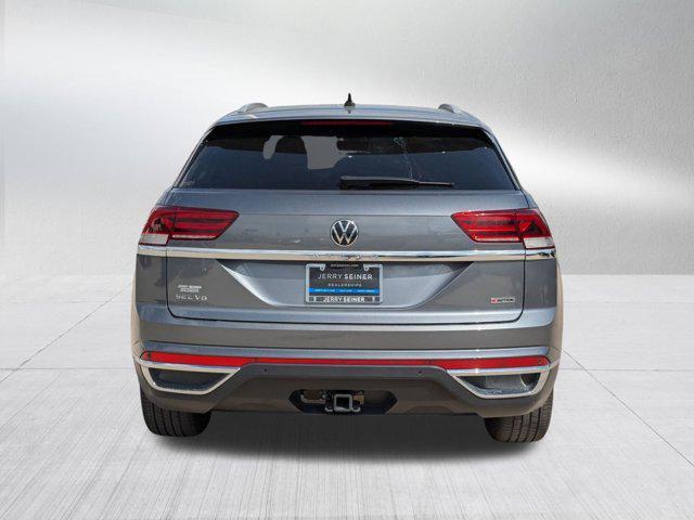 Photo of 2021 Platinum Gray Metallic Volkswagen Atlas Cross Sport