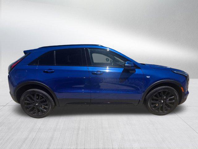 Photo of 2022 Wave Metallic Cadillac XT4