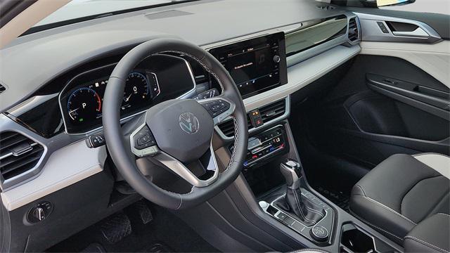 Photo of 2025 Black Volkswagen Taos