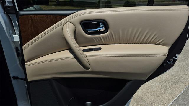 Photo of 2023 Aspen White Tricoat Nissan Armada
