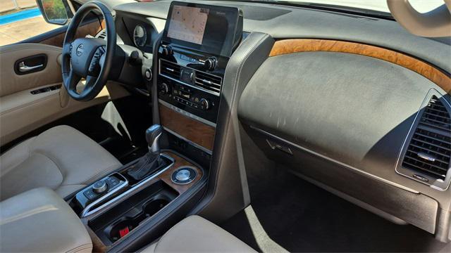 Photo of 2023 Aspen White Tricoat Nissan Armada