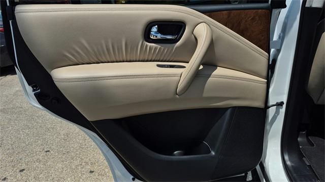 Photo of 2023 Aspen White Tricoat Nissan Armada