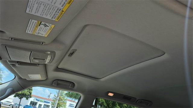 Photo of 2023 Aspen White Tricoat Nissan Armada