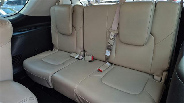 Photo of 2023 Aspen White Tricoat Nissan Armada