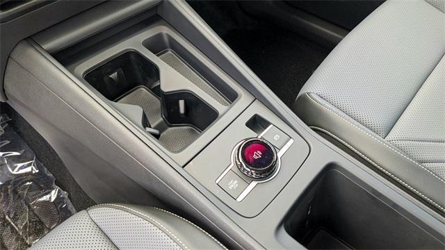 Photo of 2025 Deep Black Pearl Volkswagen Tiguan