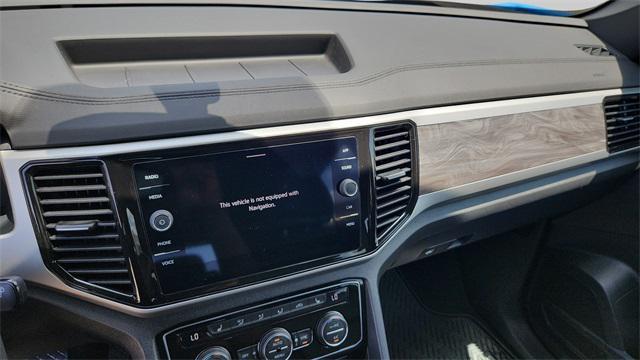 Photo of 2022 Gray Volkswagen Atlas Cross Sport