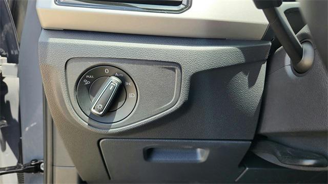 Photo of 2022 Gray Volkswagen Atlas Cross Sport