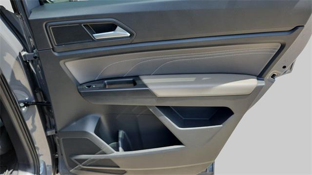 Photo of 2022 Gray Volkswagen Atlas Cross Sport
