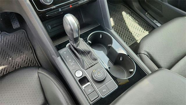 Photo of 2022 Gray Volkswagen Atlas Cross Sport