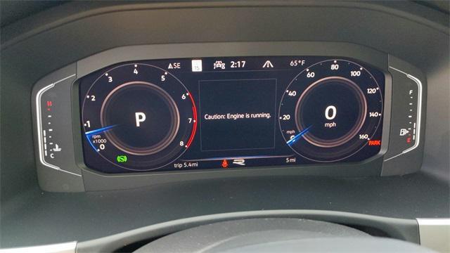 Photo of 2023 Pure Gray Volkswagen Atlas Cross Sport