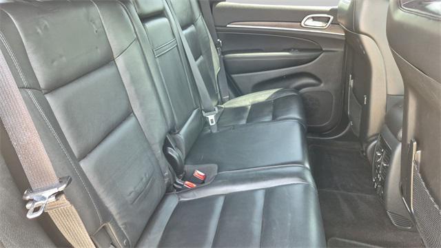 Photo of 2018 Bright White Clearcoat Jeep Grand Cherokee