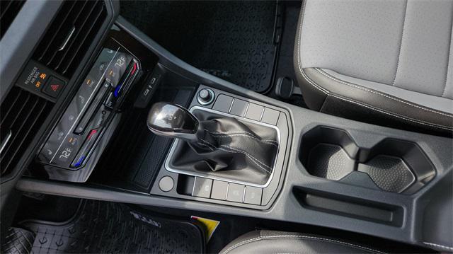 Photo of 2025 Pyrite Silver Metallic Volkswagen Jetta