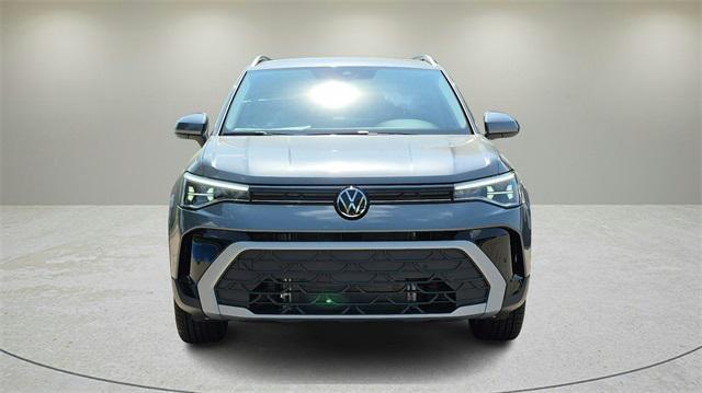 Photo of 2025 Gray Volkswagen Taos