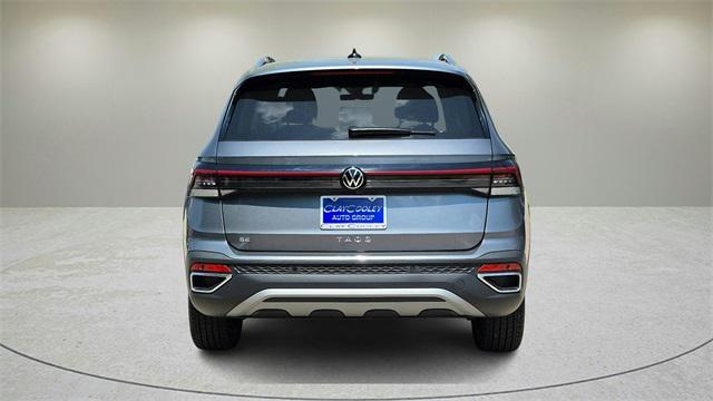 Photo of 2025 Gray Volkswagen Taos