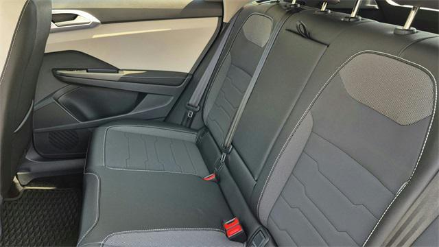Photo of 2025 Gray Volkswagen Taos