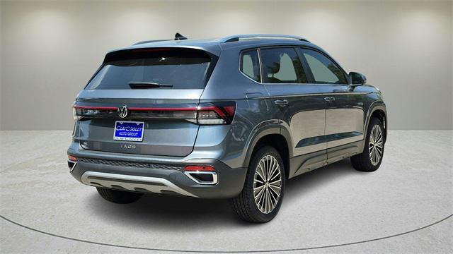 Photo of 2025 Gray Volkswagen Taos