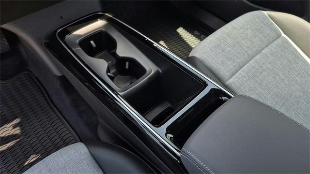 Photo of 2025 pure gray Volkswagen ID.4