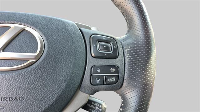 Photo of 2020 Atomic Silver Lexus RC 350