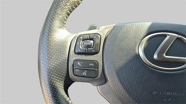 Photo of 2020 Atomic Silver Lexus RC 350