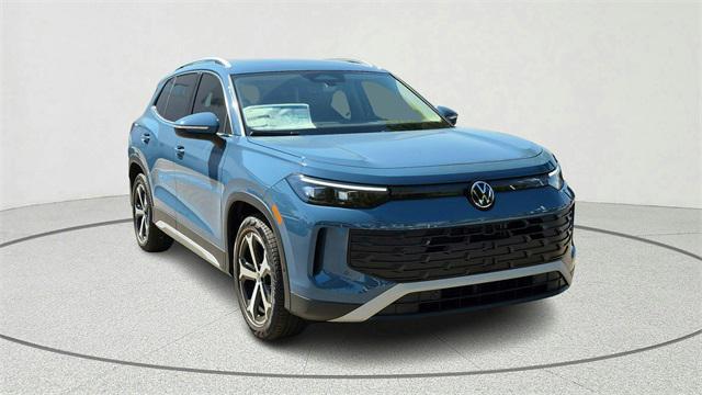 Photo of 2025 Monterey Blue Pearl Volkswagen Tiguan