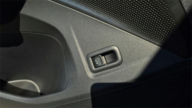 Photo of 2025 Monterey Blue Pearl Volkswagen Tiguan