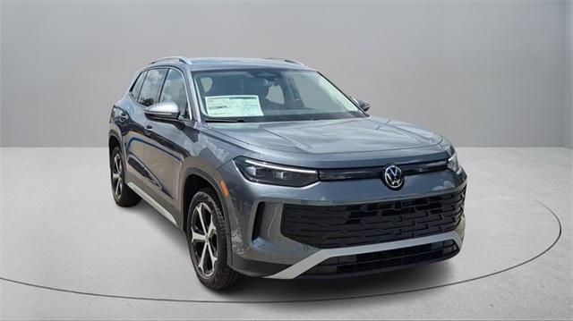 Photo of 2025 Gray Volkswagen Tiguan