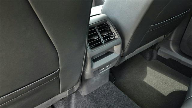 Photo of 2025 Gray Volkswagen Tiguan