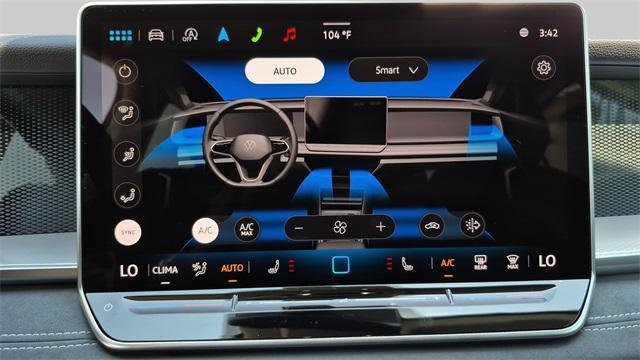 Photo of 2025 Pure White Volkswagen Tiguan
