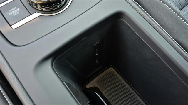 Photo of 2025 Pure White Volkswagen Tiguan