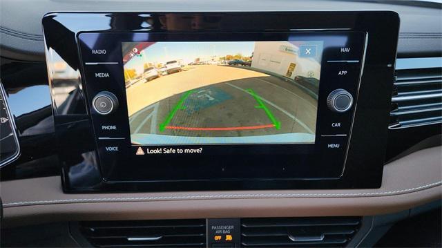 Photo of 2025 Opal White Pearl Volkswagen Jetta