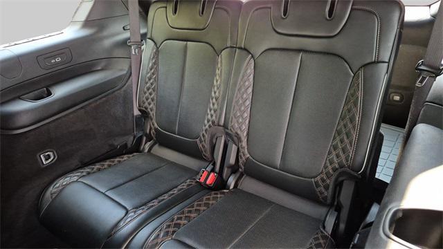 Photo of 2021 Bright White Clearcoat Jeep Grand Cherokee L