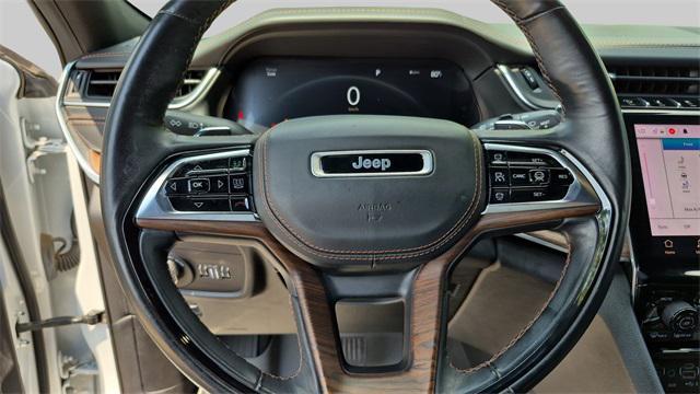 Photo of 2021 Bright White Clearcoat Jeep Grand Cherokee L