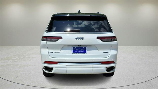 Photo of 2021 Bright White Clearcoat Jeep Grand Cherokee L