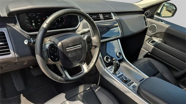 Photo of 2018 White Land Rover Range Rover Sport