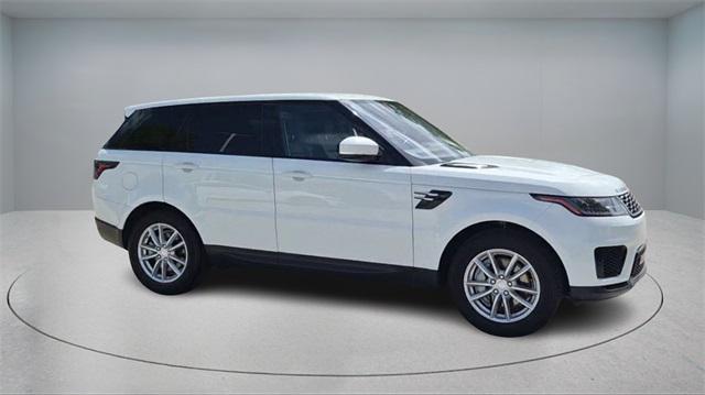 Photo of 2018 White Land Rover Range Rover Sport