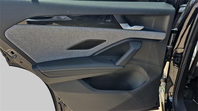 Photo of 2025 Deep Black Pearl Volkswagen Tiguan