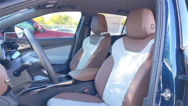 Photo of 2023 Tourmaline Blue Metallic Volkswagen ID.4