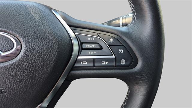 Photo of 2024 Majestic White INFINITI Q50