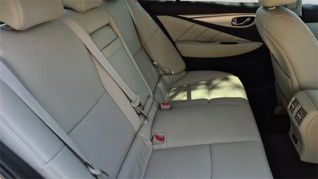 Photo of 2024 Majestic White INFINITI Q50