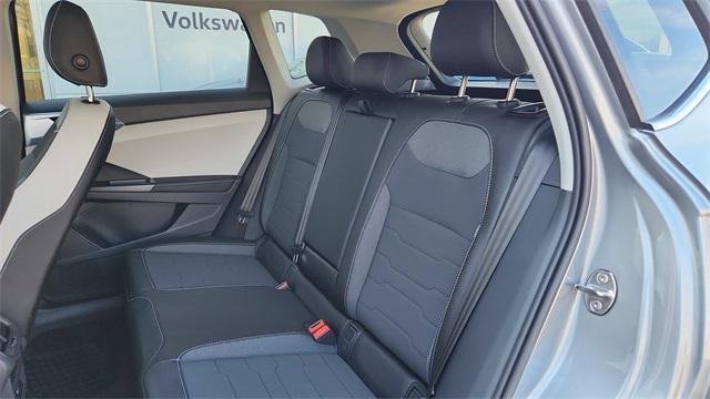 Photo of 2025 Silver Metallic Volkswagen Taos