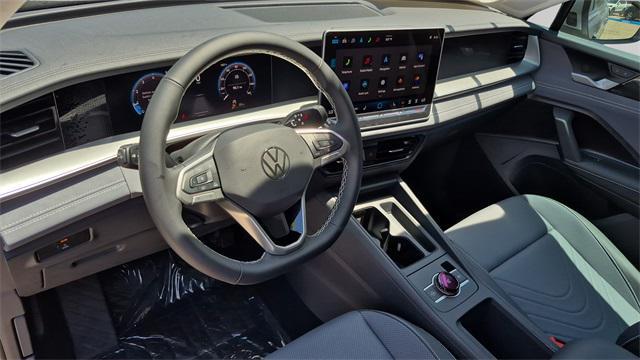 Photo of 2025 Pyrite Silver Metallic Volkswagen Tiguan